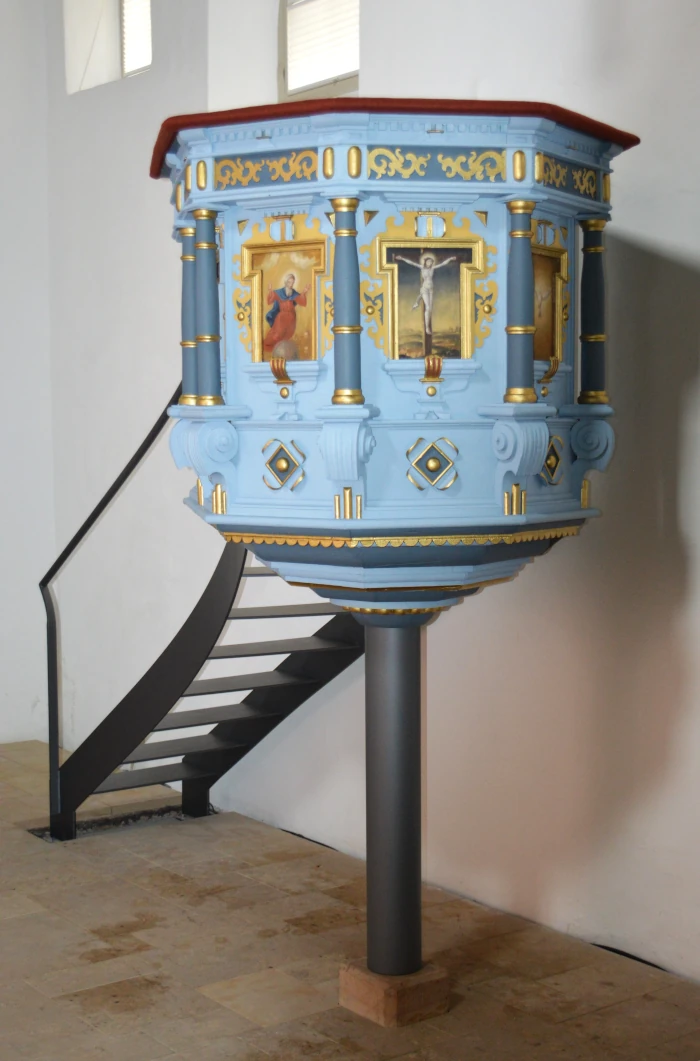 Kanzelkorb in der Kirche Wutha-Farnroda (nach der Restaurierung)